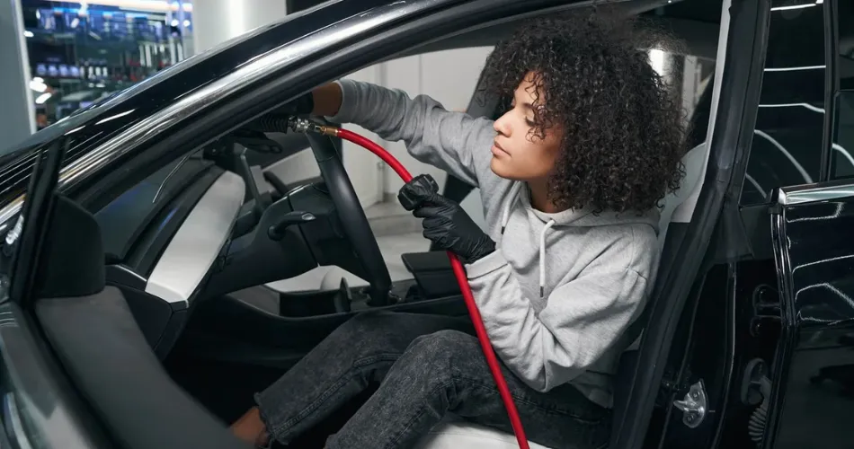 Touch Up Paint Scratch Repair_Aline Details Lowell Massachussets